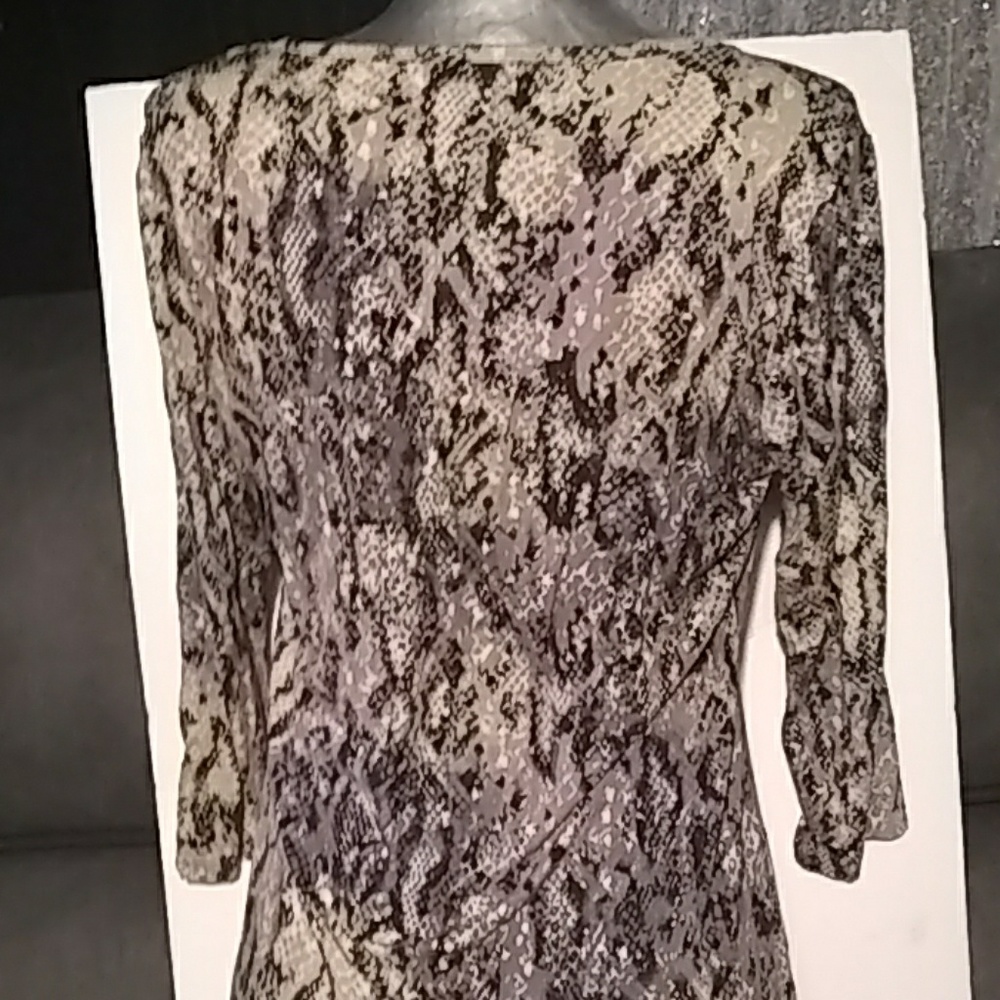 Tunic - Picture 4 of 4